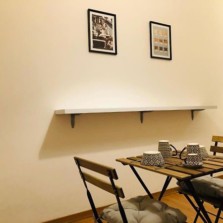 Dimora Paladino Acomodação com café da manhã Nápoles Exterior foto