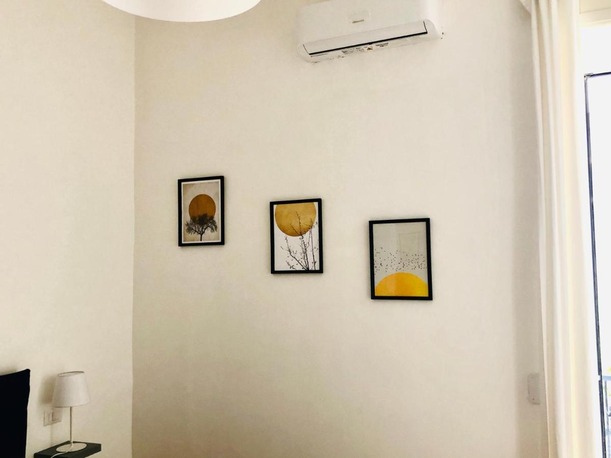 Dimora Paladino Acomodação com café da manhã Nápoles Exterior foto